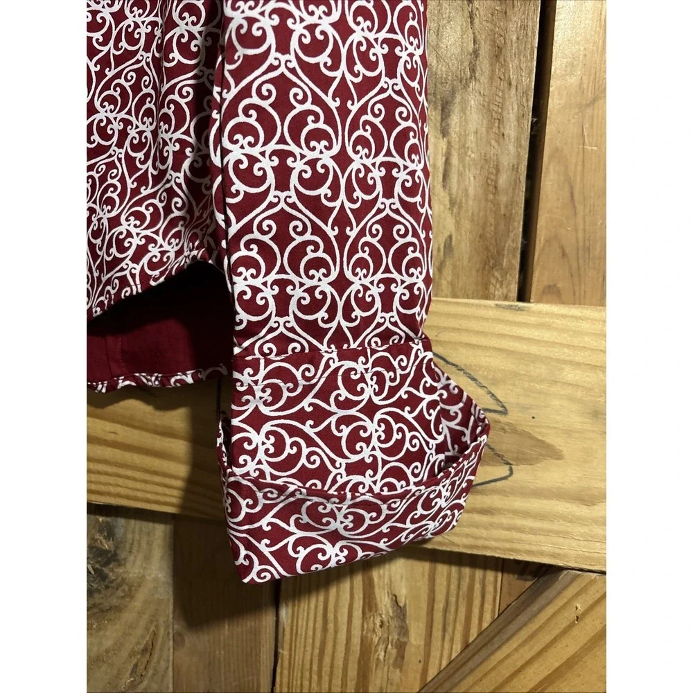 Talbots Petites Red Geometric Long Sleeve rolled cuff button Down Blouse Size 4